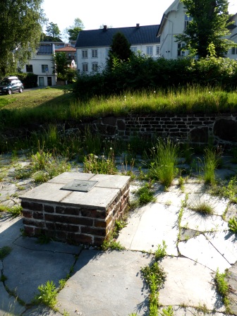 Ruinene etter kongsgården i Nedre Langgate i Tønsberg. (Foto: Thomas Nilsen)