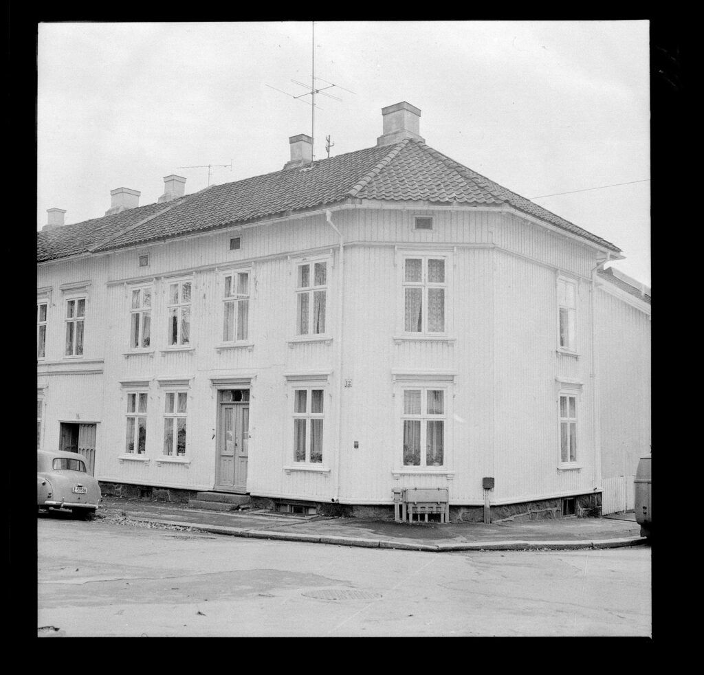Øvre Langgate 12 i Tønsberg 1968.